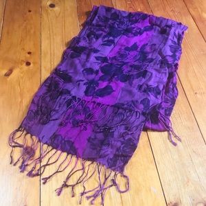 🧣 2/$12 Floral Scarf